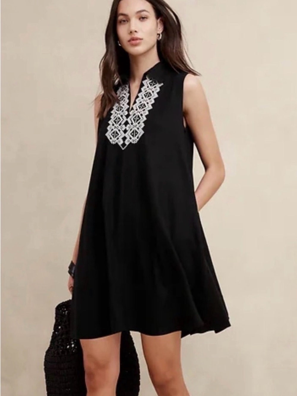 Banana Republic Linen Blend Swing Dress Embroidered Black Size S